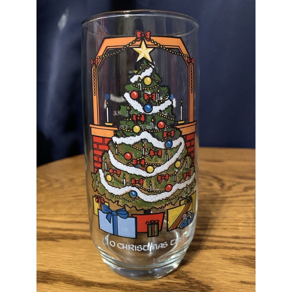 Vintage Christmas Holiday Glass Cup - O Christmas Tree Pepsi